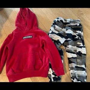 Abercrombie Kids size 5/6 jogger outfit
